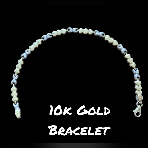 Jewelry - 14k Gold Heart Shaped 4.8 grams